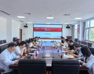 公司党委副书记李明列席公司党委理论学习中心组（扩大）学习会议